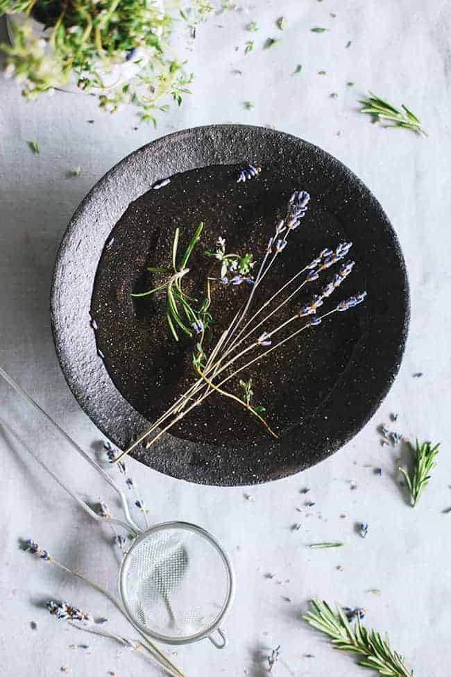 Make Your Own Fresh Herb Bath Tea